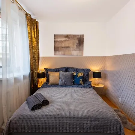 Clicktheflat Bellottiego Hostel *
