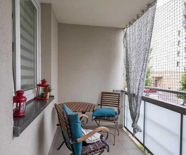 Clicktheflat Bellottiego *